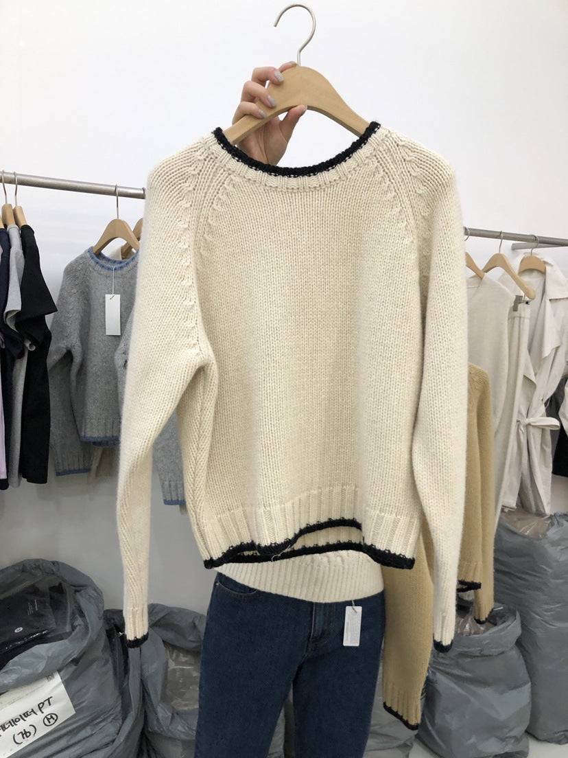 Contrast Color Knitted Collar Round Neck Sweater - YLORESHOP