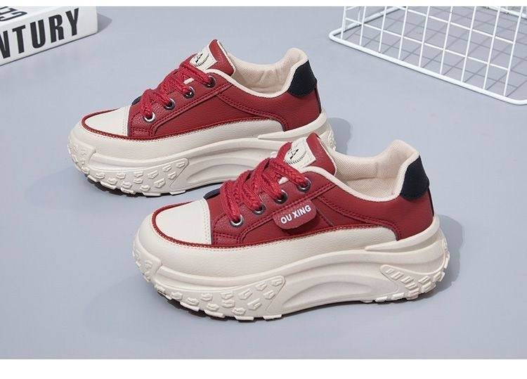 Casual Versatile Korean Style Height Increasing Breathable Sneaker