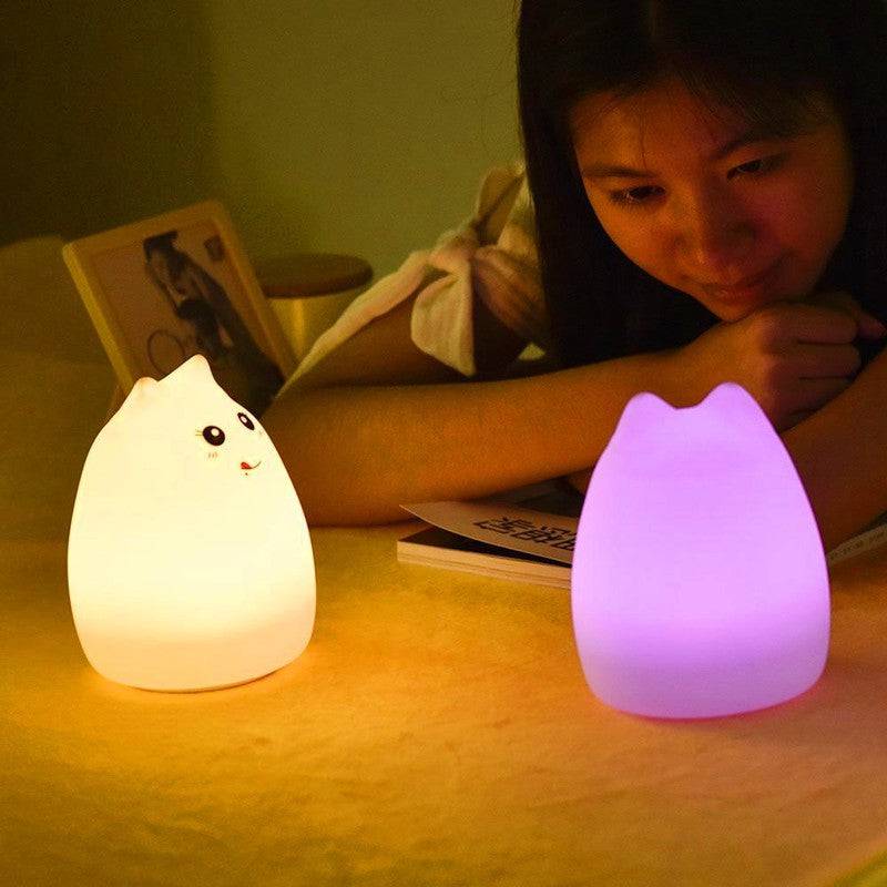 Luce notturna a LED con sensore tattile in silicone per bambini piccoli