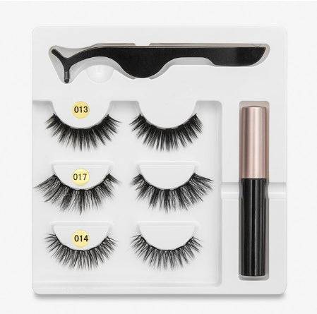 A Pair Of False Eyelashes With Magnets In Fashion - YLORESHOP