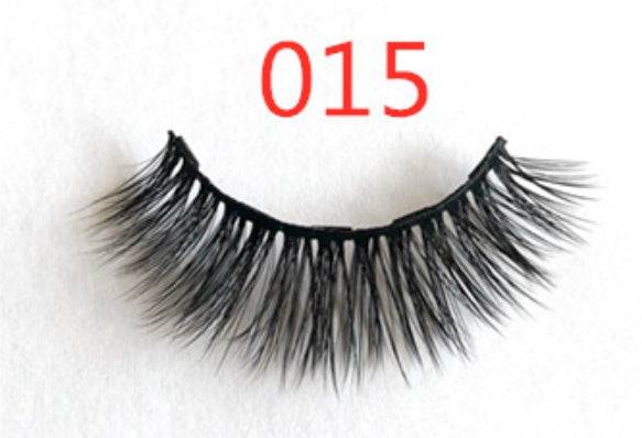 A Pair Of False Eyelashes With Magnets In Fashion - YLORESHOP