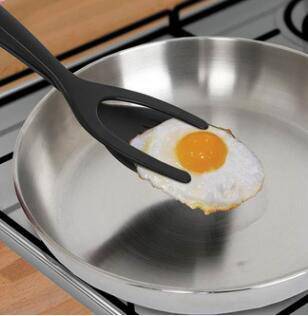 2 In 1 Grip And Flip Tongs Egg Spatula Tongs Clamp Pancake Fried Egg French Toast Omelet Overturned Kitchen Accessories - YLORESHOP