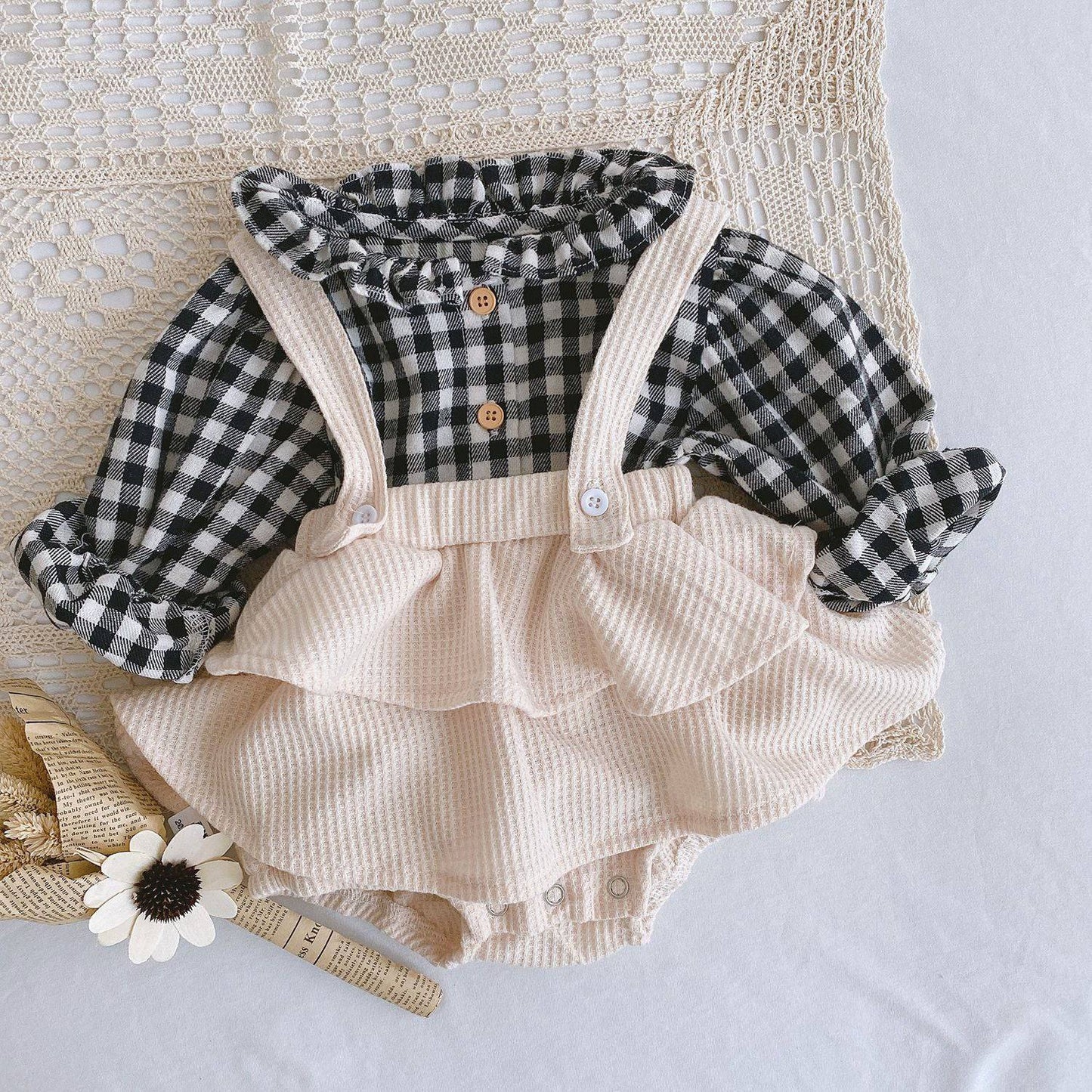 Baby Romper 0-2 Years Old Baby Clothes Baby Girl Foreign Style Pleated Lotus Leaf Sling Climber - YLORESHOP