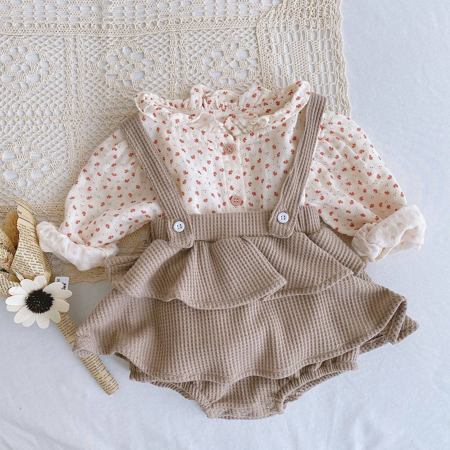 Baby Romper 0-2 Years Old Baby Clothes Baby Girl Foreign Style Pleated Lotus Leaf Sling Climber - YLORESHOP