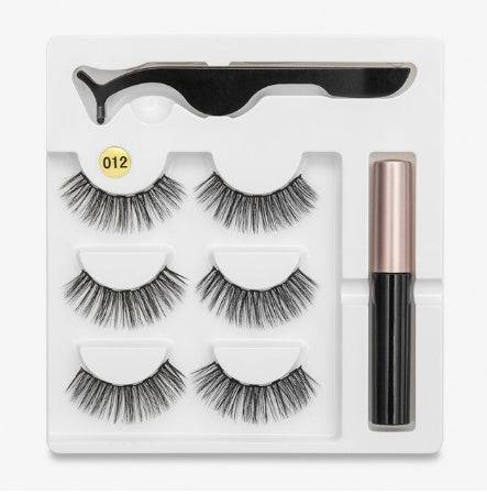 A Pair Of False Eyelashes With Magnets In Fashion - YLORESHOP