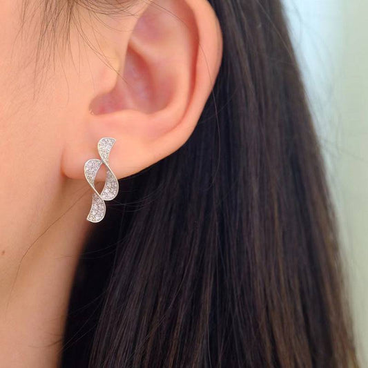 Simple Geometric Ear Studs Women's Fashion - YLORESHOP