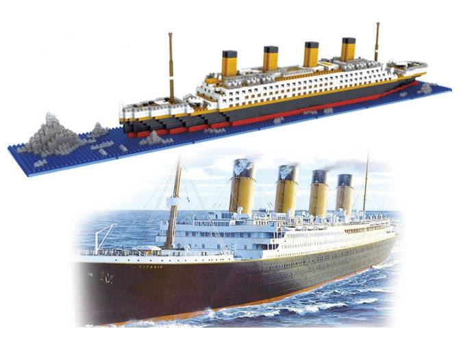 Puzzle building blocks Titanic