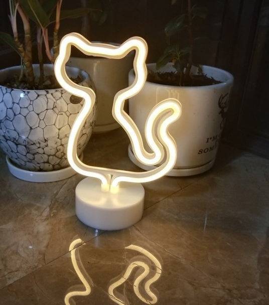 Luci al neon decorative di notte