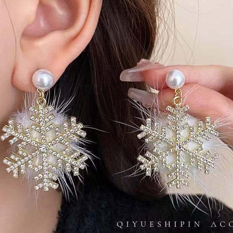 Christmas Snowflake Earrings Women's Full Diamond Pearl Plush Earrings - YLORESHOP