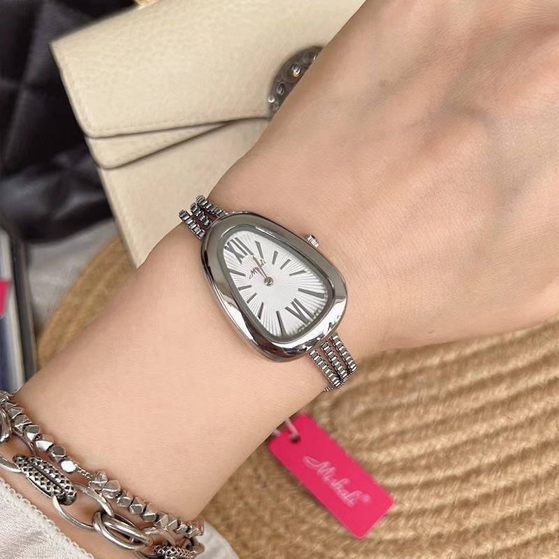 Snake Head High-grade Tassel Chain Women's Quartz Watch - YLORESHOP