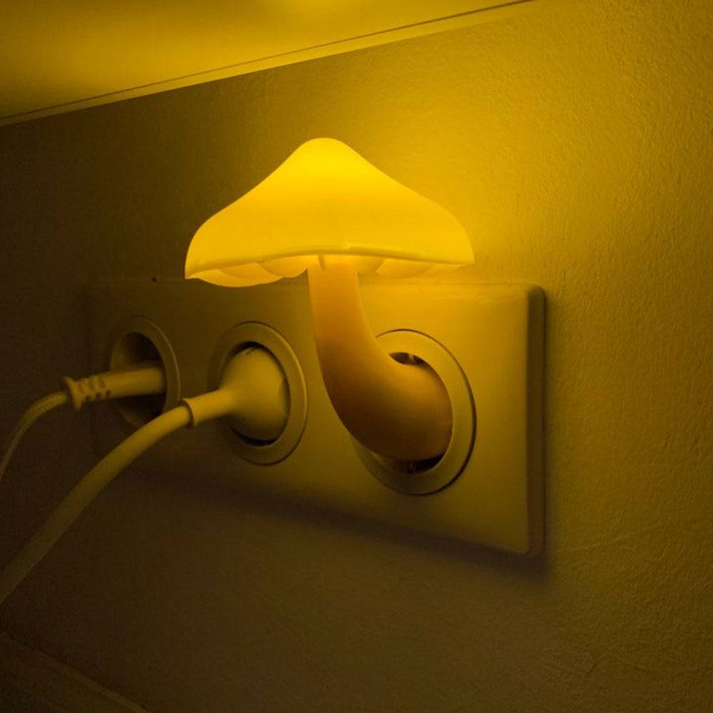 Lampada da parete a fungo con luce notturna a LED, spina UE USA, sensore di controllo della luce bianco caldo, decorazione per la casa