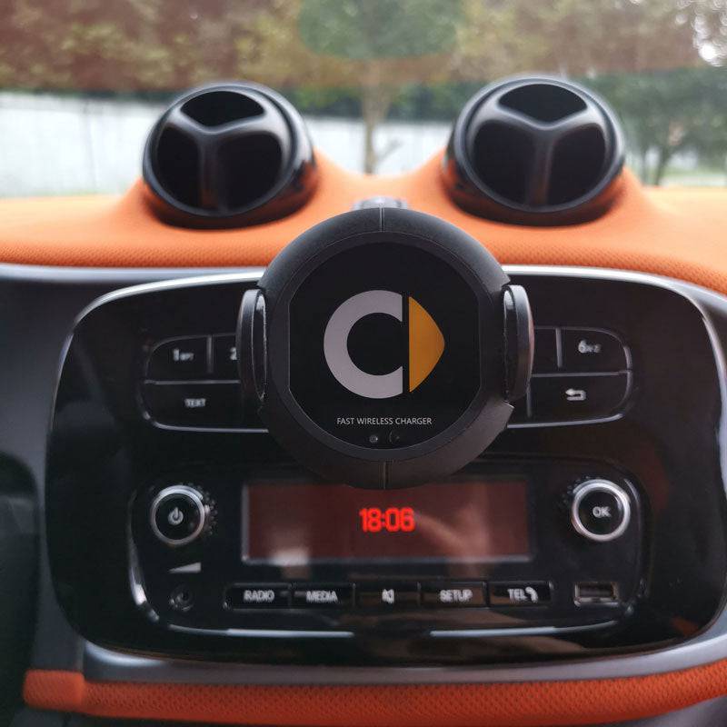 caricabatterie wireless per auto