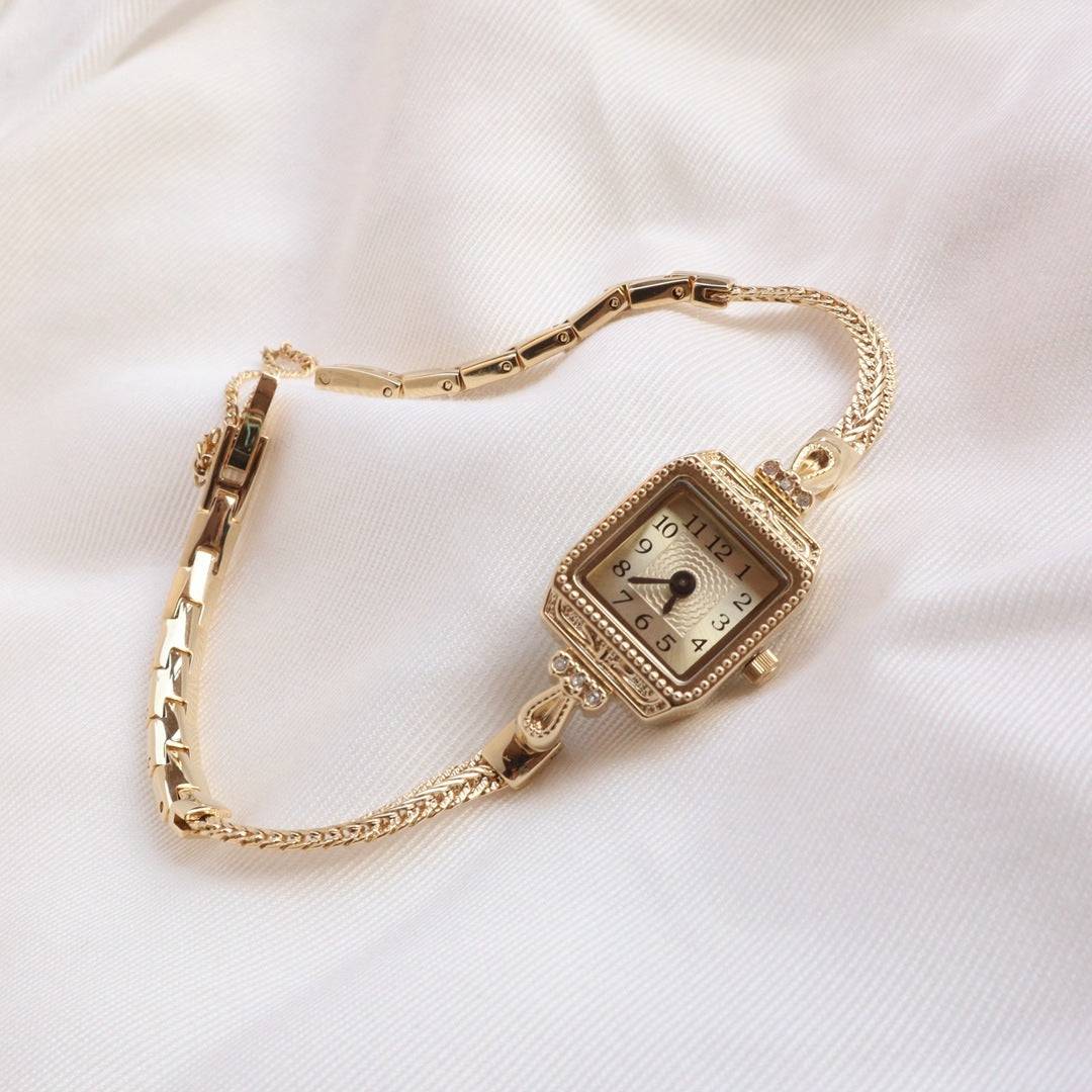 Small And Exquisite Fine Band Watch Retro Bracelet Square Model - YLORESHOP