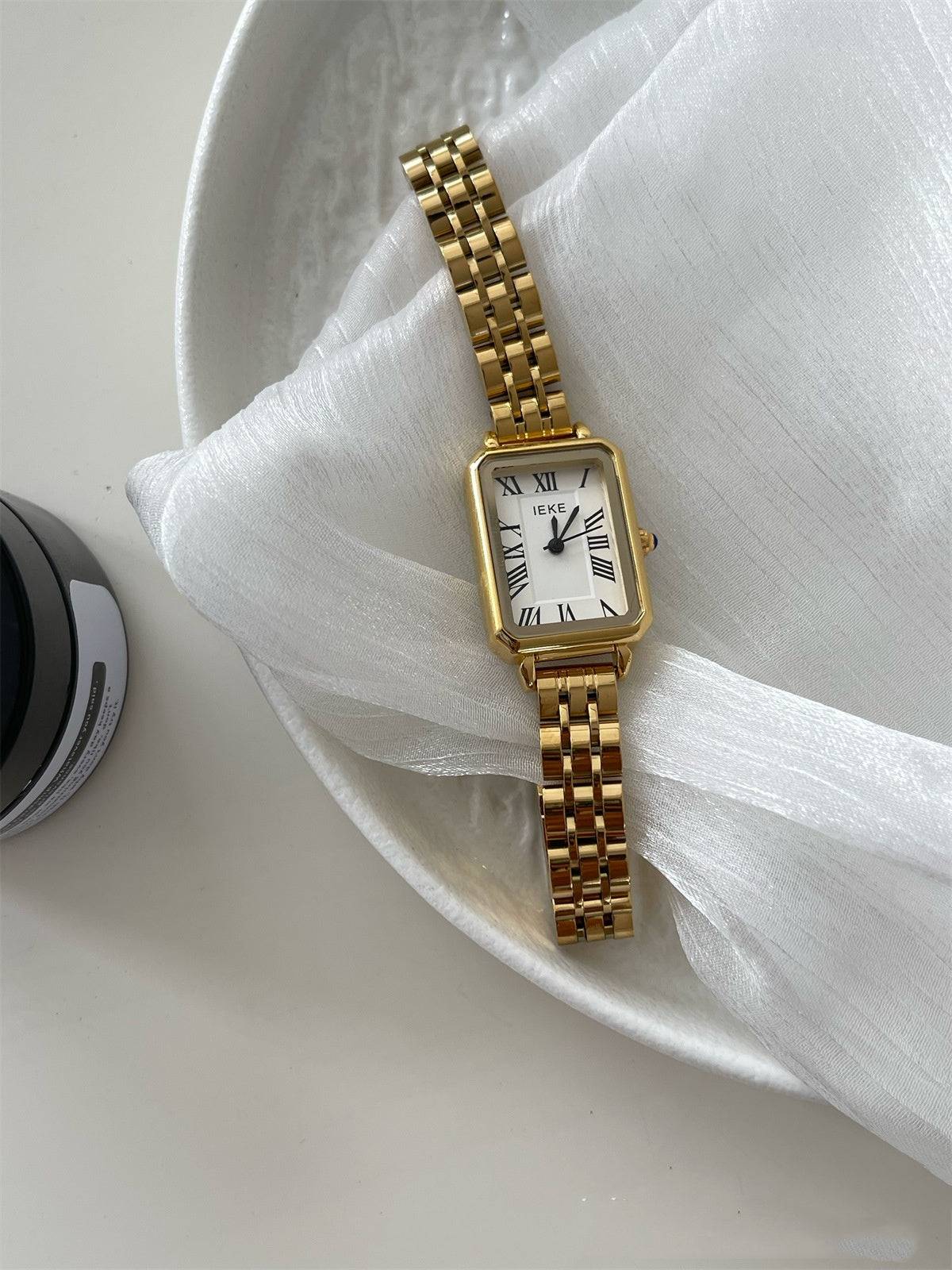 Steel Belt Retro Small Dial Simple Women Quartz Watch - YLORESHOP