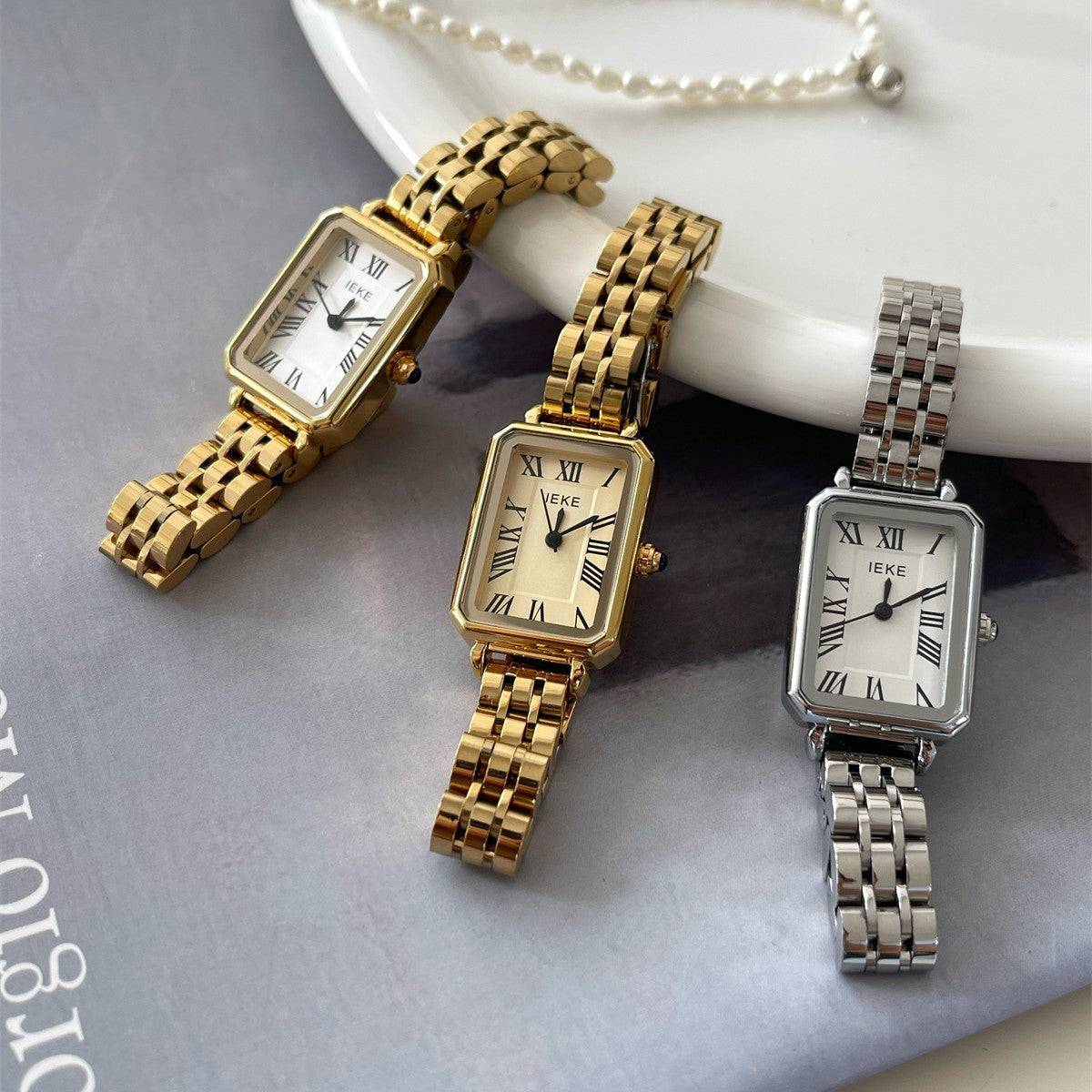 Steel Belt Retro Small Dial Simple Women Quartz Watch - YLORESHOP