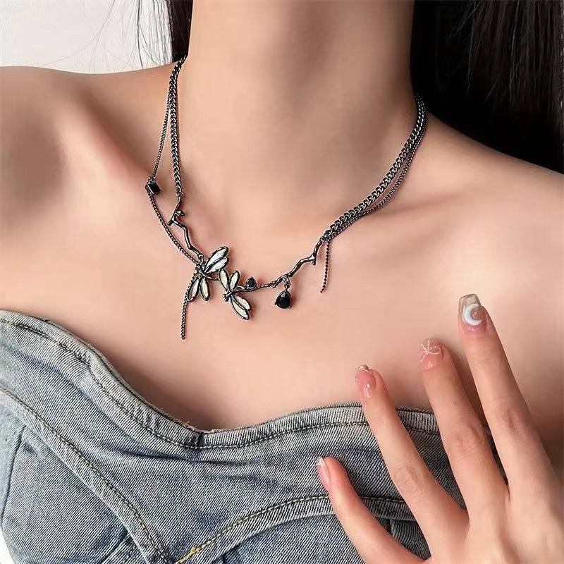 Colorful Dragonfly Dark Black Clavicle Chain High-grade Necklace For Women - YLORESHOP