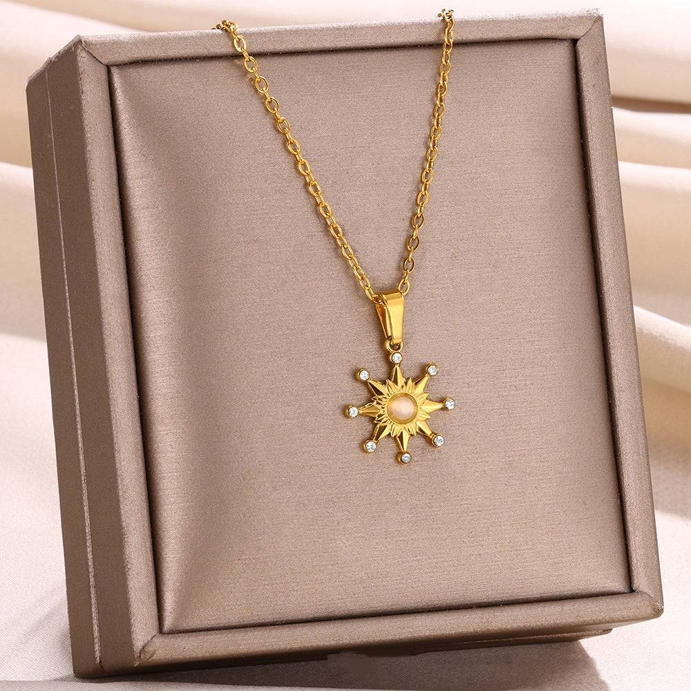 European And American Retro Personalized Sun Necklace - YLORESHOP