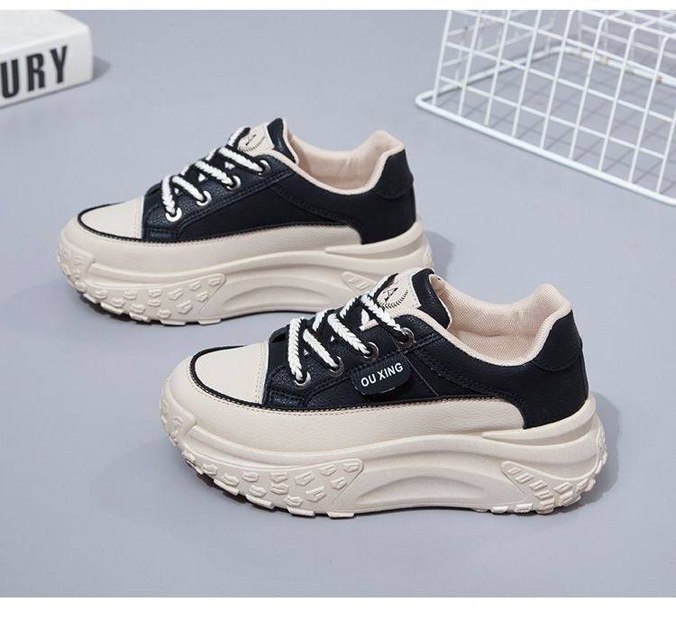 Casual Versatile Korean Style Height Increasing Breathable Sneaker