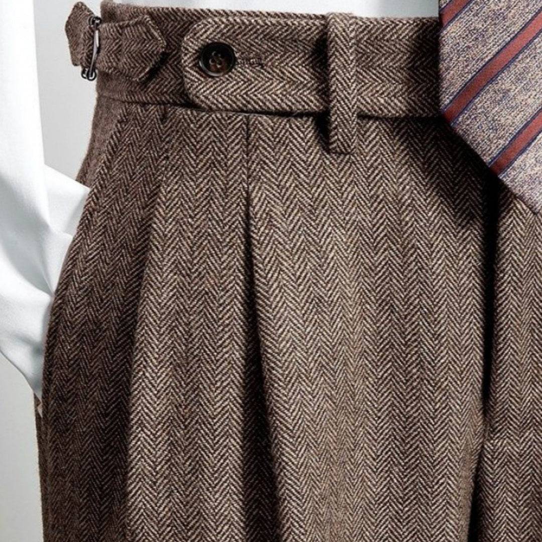 Pantaloni slim fit in tweed di lana a spina di pesce