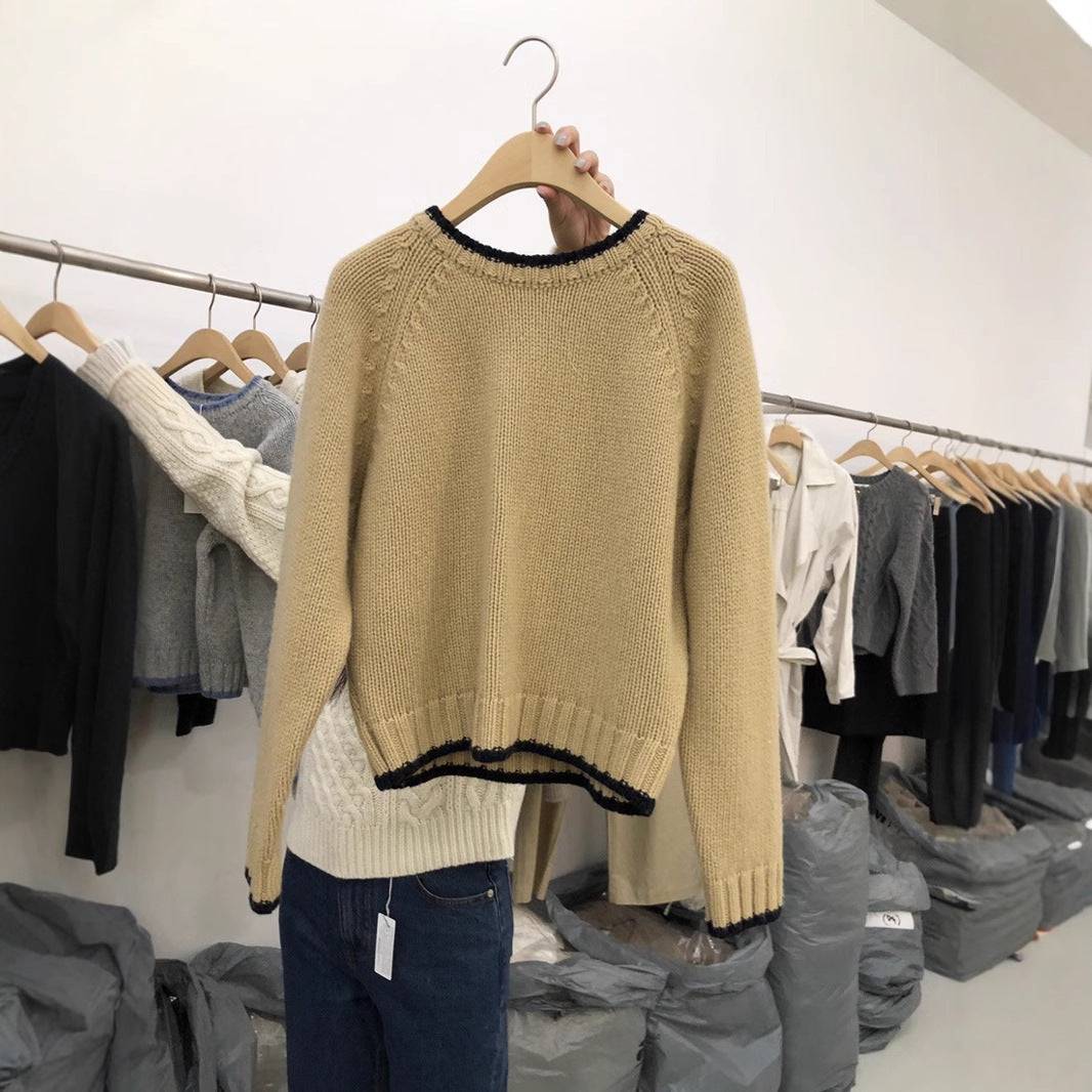 Contrast Color Knitted Collar Round Neck Sweater - YLORESHOP